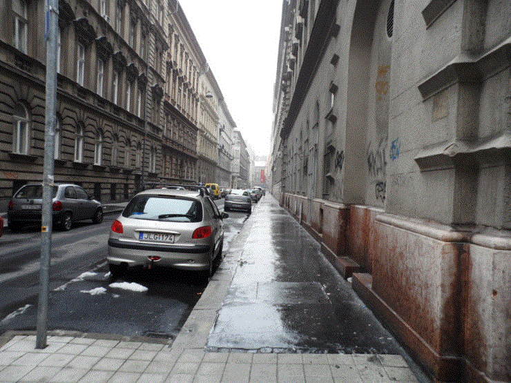 Step 4:
우측으로 돌면 보이는 전경